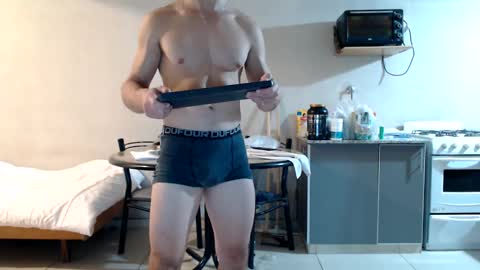 Snapshot of tom_show chatting on 15, 1, 2025 tom_show online show from 15, 1, 2025