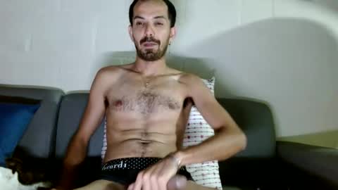 tomas gerauld. make me happy with 10000 tokens online show from 27, 1, 2025