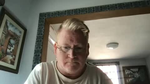 Hola online show from 31, 1, 2025