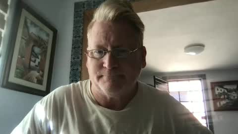 Hola online show from 12, 2, 2025