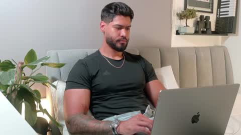 Snapshot of tomasferrer chatting on 13, 6, 2026 Tomas Ferrer online show from 13, 6, 2026