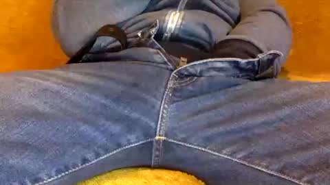 Snapshot of tombi125 chatting on 9, 10, 2025 tombi125 online show from 9, 10, 2025