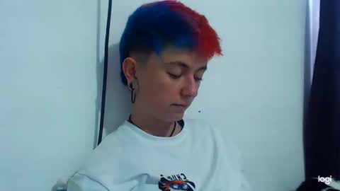 Snapshot of tomboyblue chatting on 28, 12, 2024 Blue online show from 28, 12, 2024