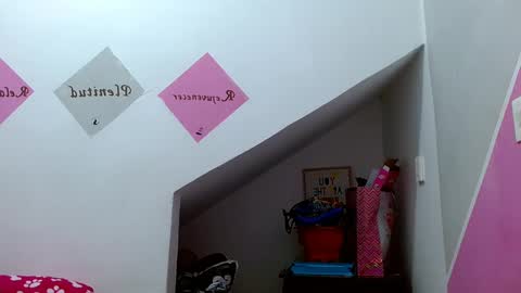 Snapshot of tomboyblue chatting on 9, 10, 2025 Blue online show from 9, 10, 2025
