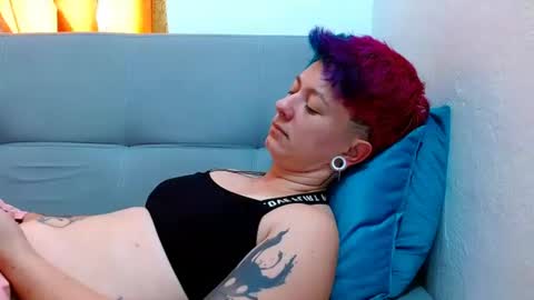 Blue online show from 30, 6, 2026