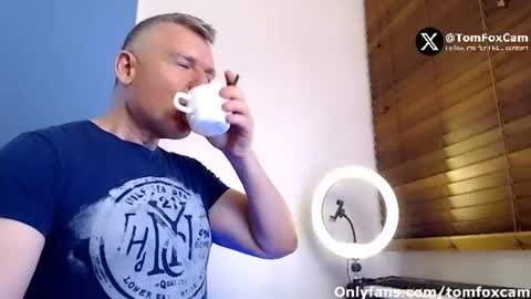 Snapshot of tomfoxcam chatting on 14, 7, 2026 Tom Fox online show from 14, 7, 2026