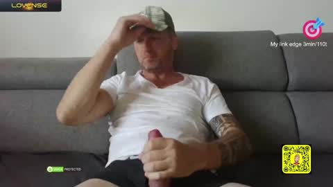 TOM online show from 1, 2, 2025