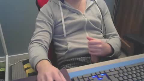 Snapshot of tomin3m chatting on 17, 1, 2025 tomin3m online show from 17, 1, 2025