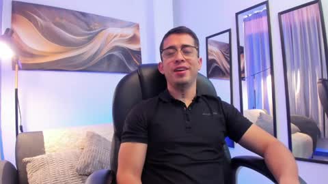 Snapshot of tommas_johnson chatting on 8, 5, 2026 Tomas online show from 8, 5, 2026