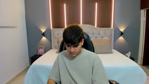 Tommy  online show from 4, 11, 2025