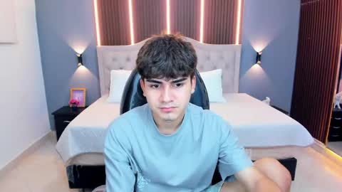 Snapshot of tommy18__ chatting on 6, 6, 2026 Tommy online show from 6, 6, 2026