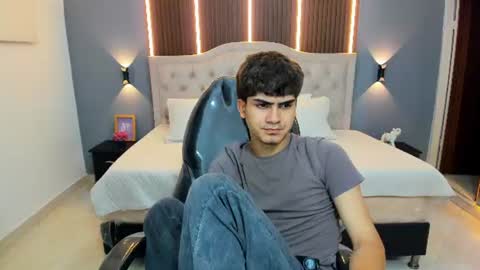 Snapshot of tommy18__ chatting on 30, 6, 2026 Tommy online show from 30, 6, 2026