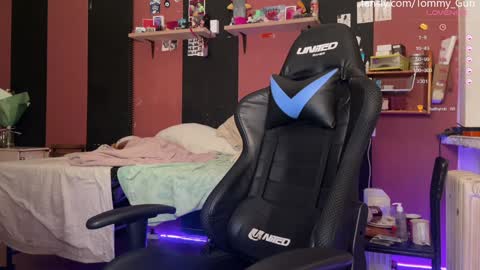 Tommy and Katana online show from 13, 12, 2024