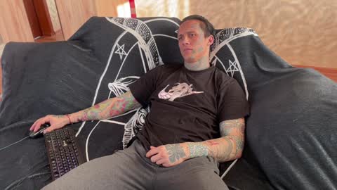 Tommy and Katana online show from 5, 2, 2025