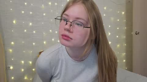 Snapshot of tommy_and_katie chatting on 28, 1, 2025 Tommy loves Katie online show from 28, 1, 2025