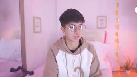 Blue  online show from 22, 10, 2025