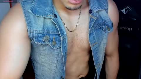 Snapshot of tommy_bred chatting on 18, 5, 2026 Twitter BreddTommy IG tommy bredd online show from 18, 5, 2026
