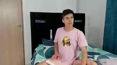 Snapshot of tommy_carlos chatting on 24, 9, 2025   online show from 24, 9, 2025