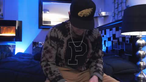 Snapshot of tommy_knuckles chatting on 17, 2, 2025 Tommy online show from 17, 2, 2025