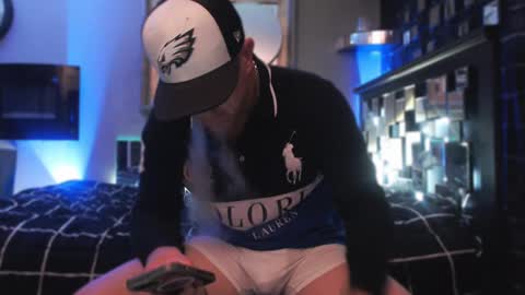 Snapshot of tommy_knuckles chatting on 20, 10, 2025 Tommy online show from 20, 10, 2025