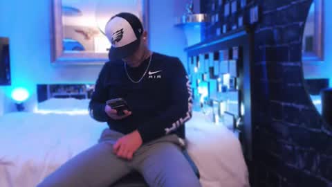 Snapshot of tommy_knuckles chatting on 1, 11, 2025 Tommy online show from 1, 11, 2025