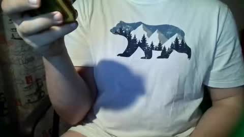 Tommi Li online show from 2, 12, 2024