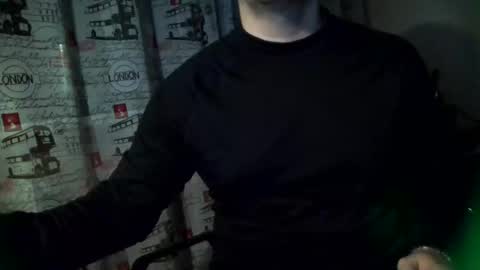 Tommi Li online show from 13, 12, 2024