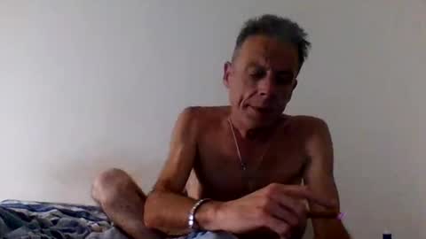 Snapshot of tommyandtomara chatting on 7, 6, 2026 tommyandtomara online show from 7, 6, 2026