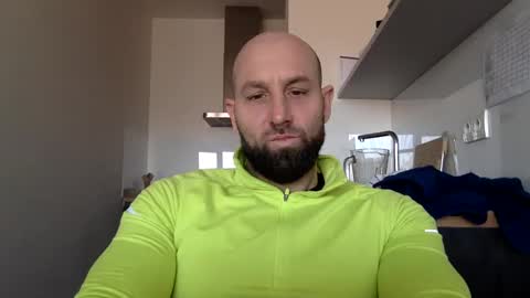 Thomas Fit online show from 5, 12, 2024