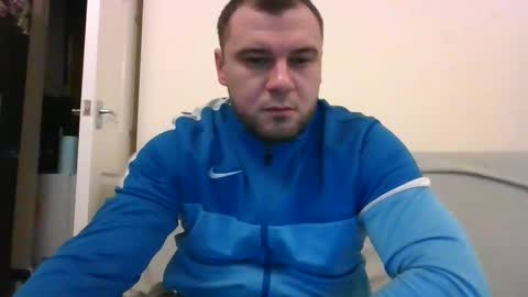 tommyy19901 online show from 4, 12, 2024