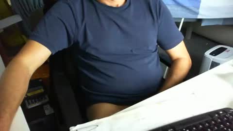 Snapshot of tomtom02029 chatting on 27, 10, 2025 Tom online show from 27, 10, 2025