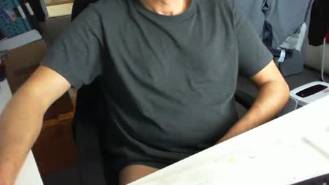 Snapshot of tomtom02029 chatting on 2, 12, 2025 Tom online show from 2, 12, 2025