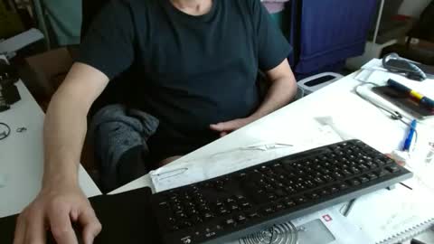 Snapshot of tomtom02029 chatting on 2, 4, 2026 Tom online show from 2, 4, 2026