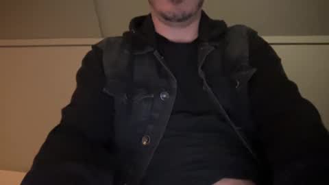 Snapshot of tomtomtommie chatting on 14, 1, 2025 DutchTomTom online show from 14, 1, 2025