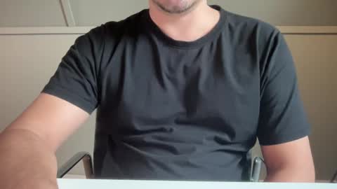 Snapshot of tomtomtommie chatting on 15, 1, 2025 DutchTomTom online show from 15, 1, 2025