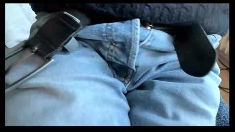 Snapshot of tomtotal chatting on 26, 11, 2025 Tom online show from 26, 11, 2025