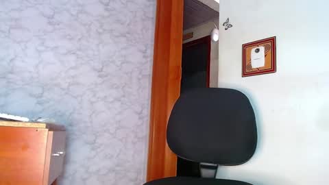 Snapshot of tomyjailen chatting on 7, 12, 2024 Tomyjailen online show from 7, 12, 2024