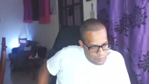 Antonio online show from 7, 1, 2025