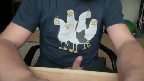 Snapshot of tonisun chatting on 1, 11, 2025 tonisun online show from 1, 11, 2025