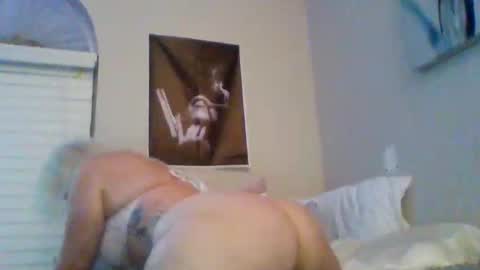 Honeys Snow Bunny online show from 7, 1, 2026