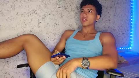 Snapshot of tonydesire_ chatting on 5, 5, 2026 tonydesire_ online show from 5, 5, 2026
