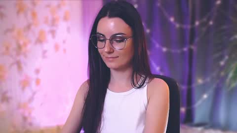 Snapshot of too_beautiful chatting on 15, 1, 2025 Elizabeth online show from 15, 1, 2025