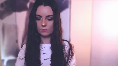 Snapshot of too_beautiful chatting on 18, 1, 2025 Elizabeth online show from 18, 1, 2025