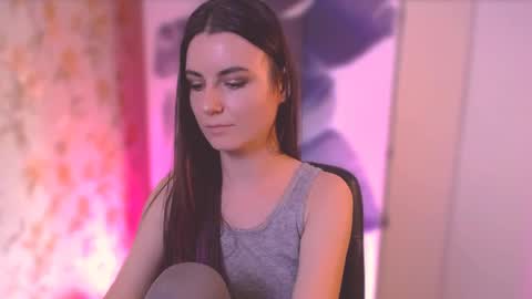 Snapshot of too_beautiful chatting on 26, 2, 2025 Elizabeth online show from 26, 2, 2025