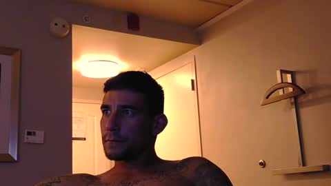 Snapshot of toomuchsmoke chatting on 3, 12, 2024 toomuchsmoke online show from 3, 12, 2024