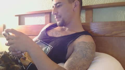 Snapshot of toomuchsmoke chatting on 23, 12, 2024 toomuchsmoke online show from 23, 12, 2024