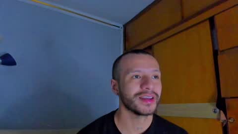 Snapshot of toonnydee chatting on 16, 1, 2025 Tony Dee online show from 16, 1, 2025