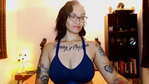 Snapshot of toothyy chatting on 1, 2, 2025 toothyy online show from 1, 2, 2025