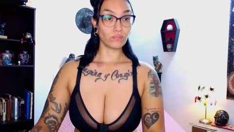 Snapshot of toothyy chatting on 13, 2, 2025 toothyy online show from 13, 2, 2025