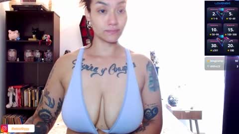 Snapshot of toothyy chatting on 25, 2, 2025 toothyy online show from 25, 2, 2025